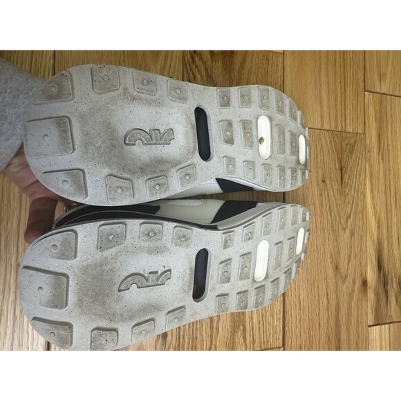 Nike Air Max Pre Day White Light Bone Obsidian Sail Mens Size 7.5 DQ4068 100 main image 4